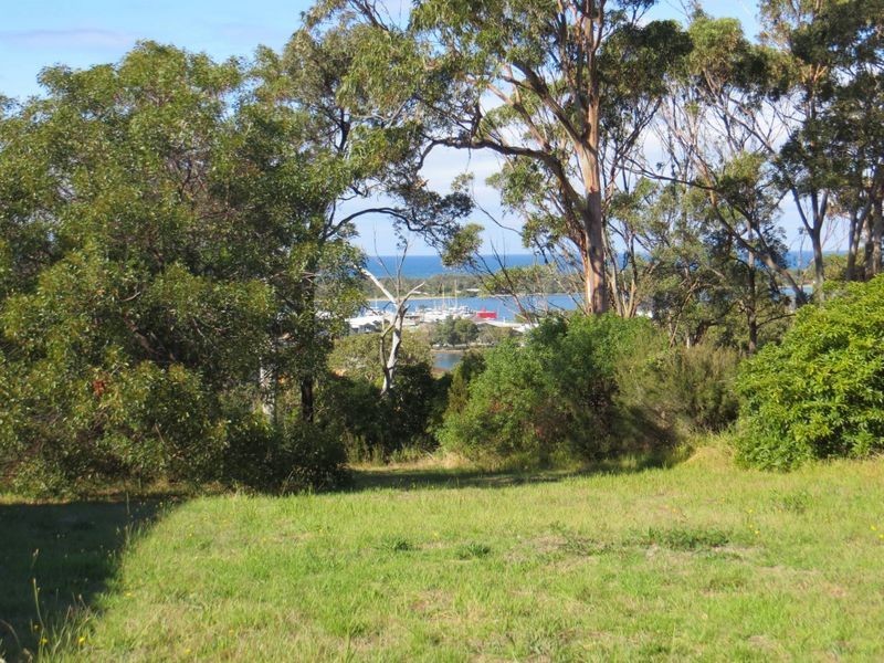 54 Creighton Street, Lakes Entrance VIC 3909