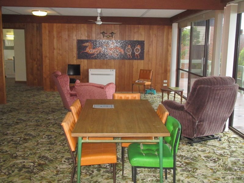 29 Macrae St, Lakes Entrance VIC 3909