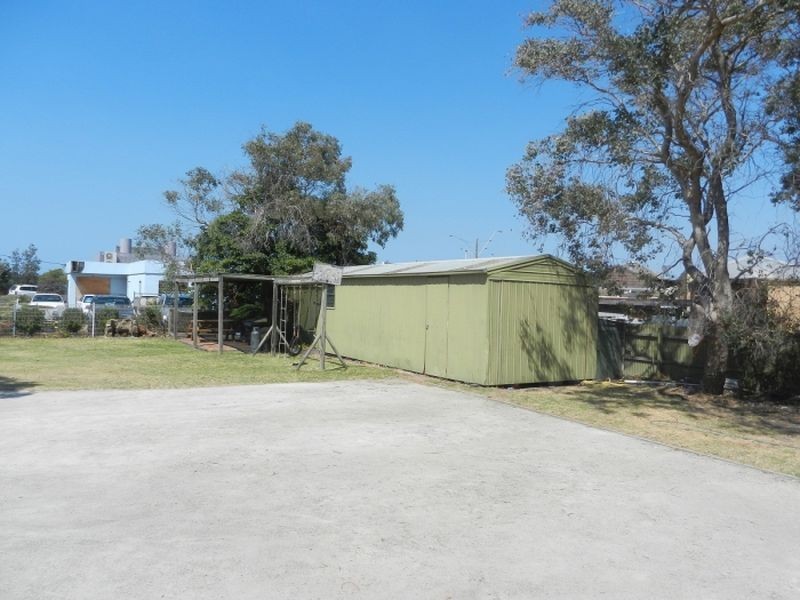 603 Esplanade, Lakes Entrance VIC 3909