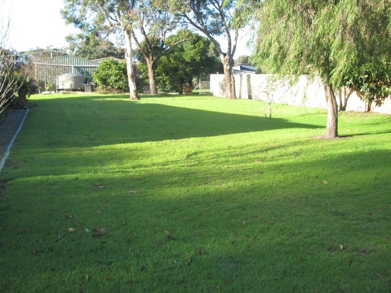 54 Bream Road, Lakes Entrance VIC 3909