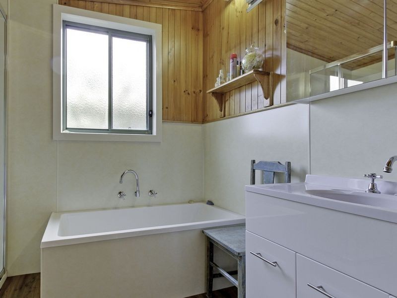 90 Bream Road, Lake Tyers Beach VIC 3909