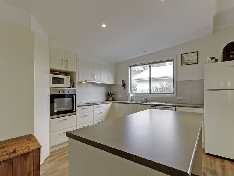 90 Bream Road, Lake Tyers Beach VIC 3909