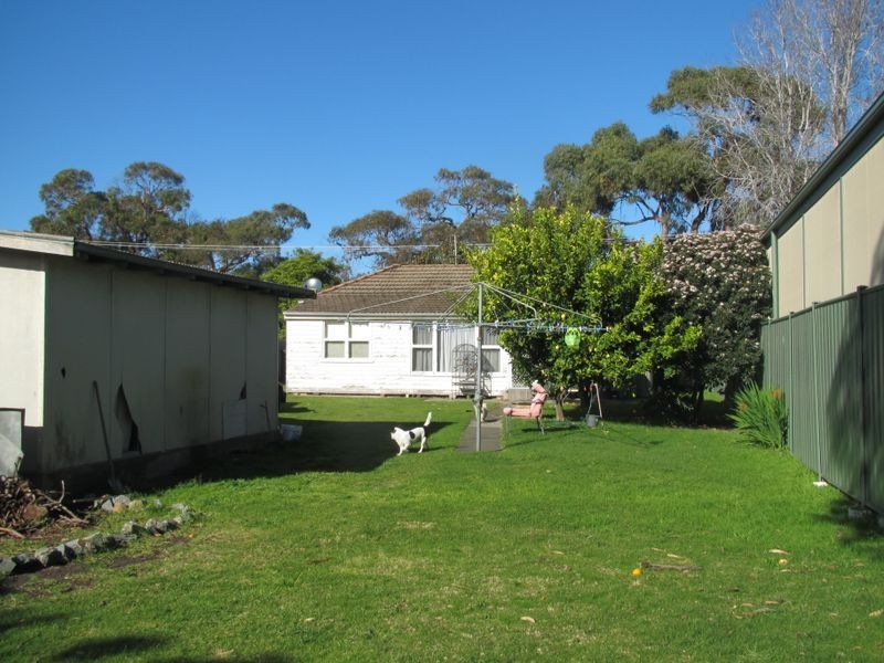 39 Coates Road, Lakes Entrance VIC 3909