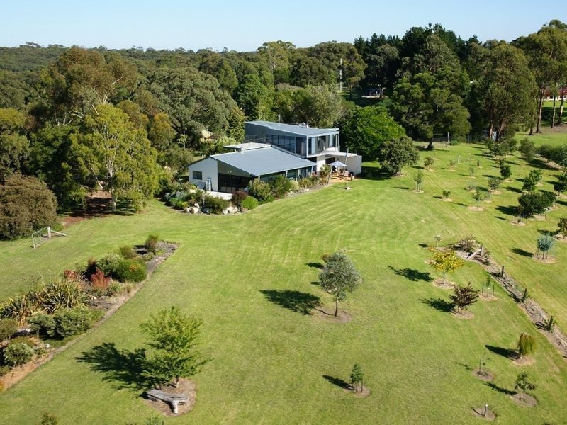 30 Hendries Lane, Lake Tyers Beach VIC 3909