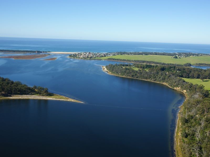 30 Hendries Lane, Lake Tyers Beach VIC 3909