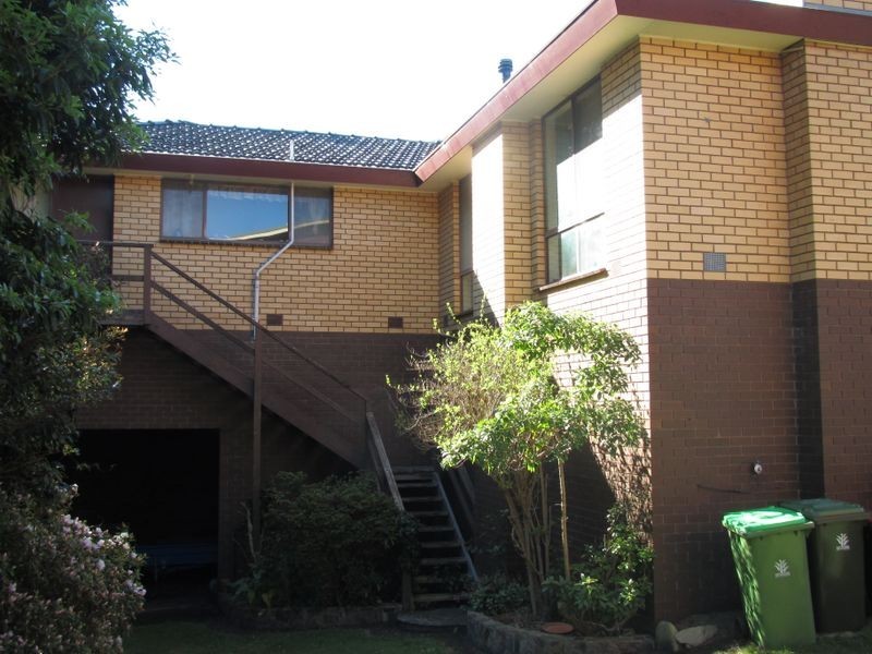 59 Seaview Parade, Lakes Entrance VIC 3909