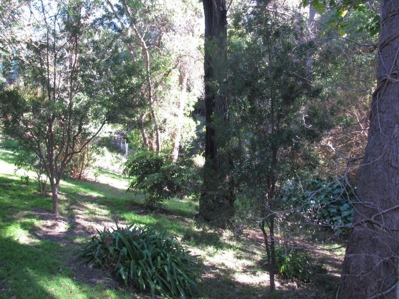 59 Seaview Parade, Lakes Entrance VIC 3909