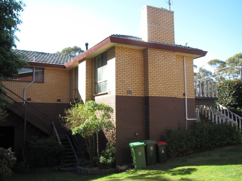 59 Seaview Parade, Lakes Entrance VIC 3909