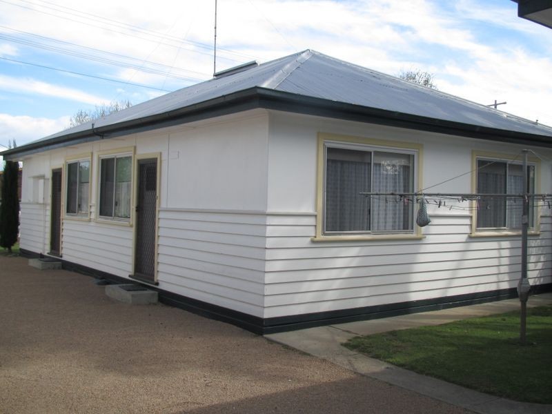 9-11 Orme Street, Lakes Entrance VIC 3909