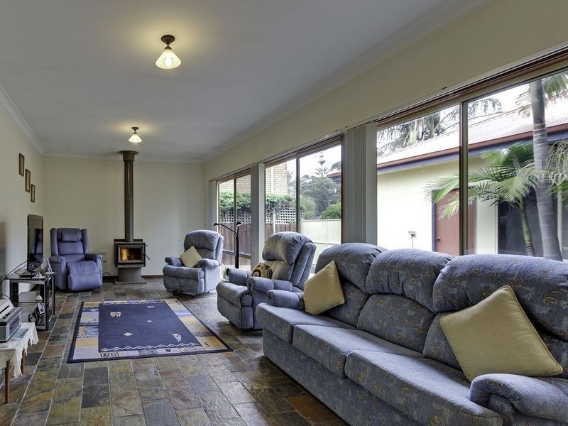 193 Golf Links Road, Lakes Entrance VIC 3909