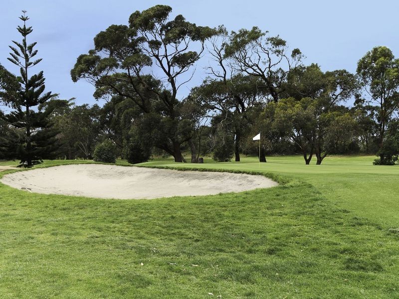 193 Golf Links Road, Lakes Entrance VIC 3909