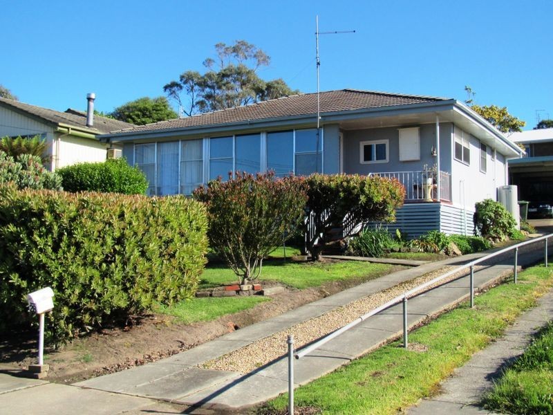 28 Bogong Street, Lakes Entrance VIC 3909