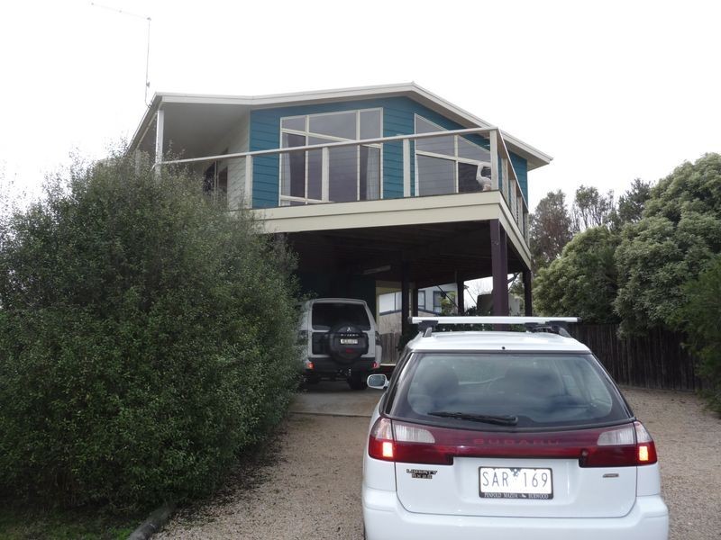 29 Lakeside Drive, Lakes Entrance VIC 3909