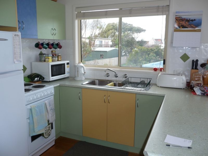 29 Lakeside Drive, Lakes Entrance VIC 3909