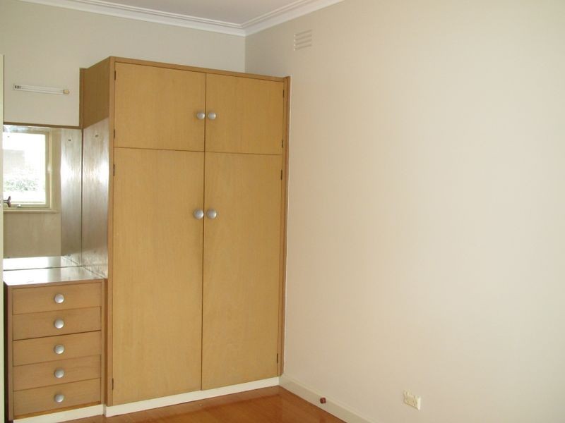 2/13 Roadknight Street, Lakes Entrance VIC 3909