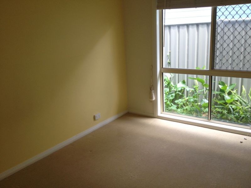 1/5 Merrangbaur Street, Lakes Entrance VIC 3909