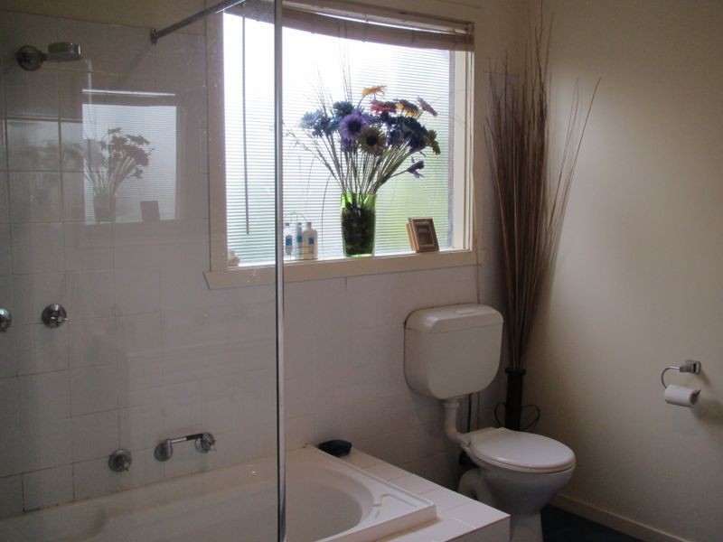 16 View Street, Lakes Entrance VIC 3909