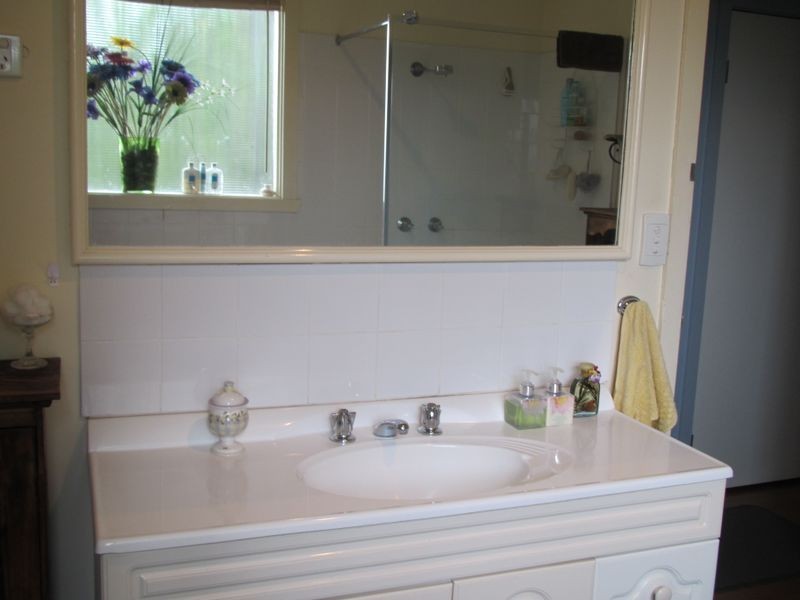 16 View Street, Lakes Entrance VIC 3909