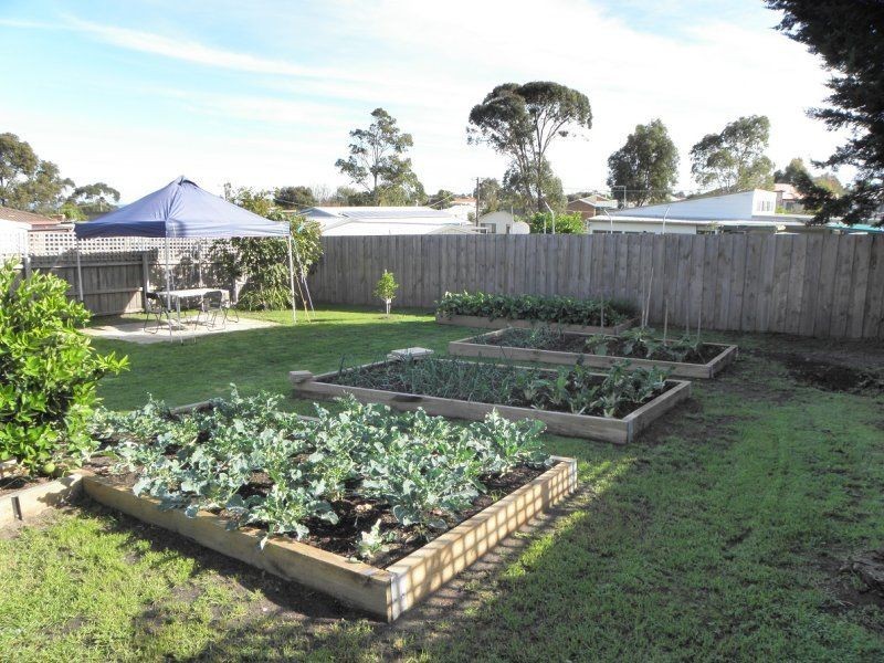 29 Panoramic Drive, Lakes Entrance VIC 3909