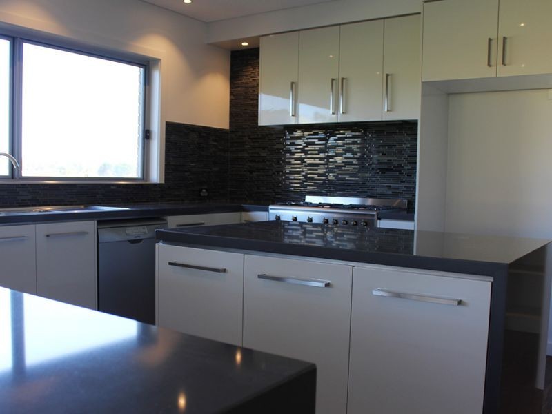 10 Lawson Drive, Lakes Entrance VIC 3909