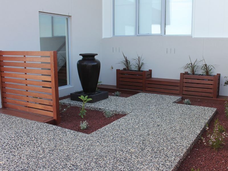 10 Lawson Drive, Lakes Entrance VIC 3909