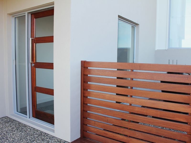 10 Lawson Drive, Lakes Entrance VIC 3909