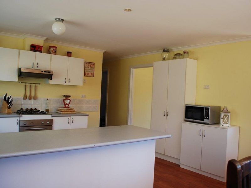 27 Flounder Road, Lake Tyers Beach VIC 3909