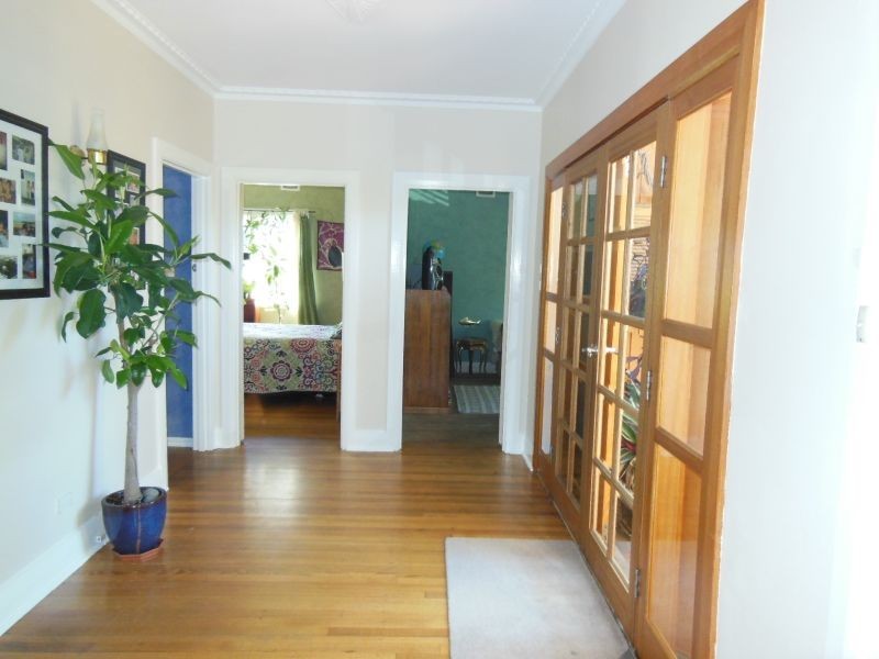 9 Bowler Street, Lakes Entrance VIC 3909