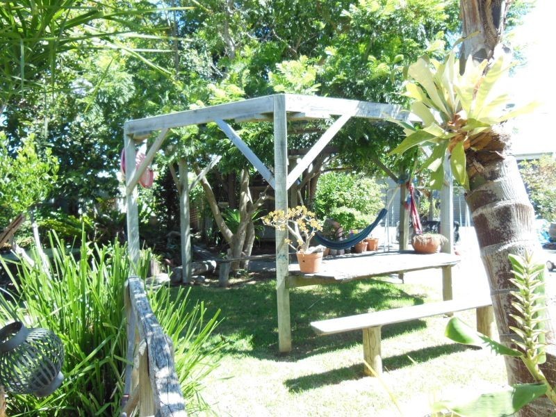 9 Bowler Street, Lakes Entrance VIC 3909