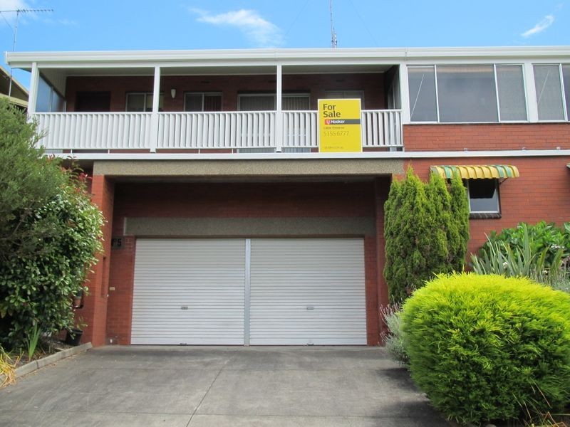 5 Clara Street, Lakes Entrance VIC 3909