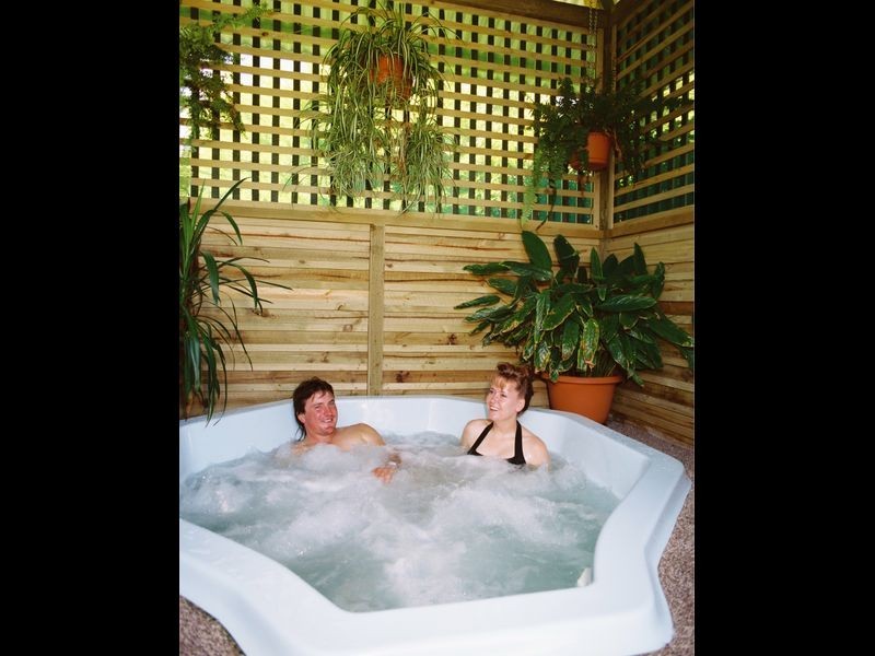 15 Roadknight Street, Lakes Entrance VIC 3909