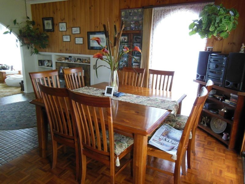 15 Roadknight Street, Lakes Entrance VIC 3909