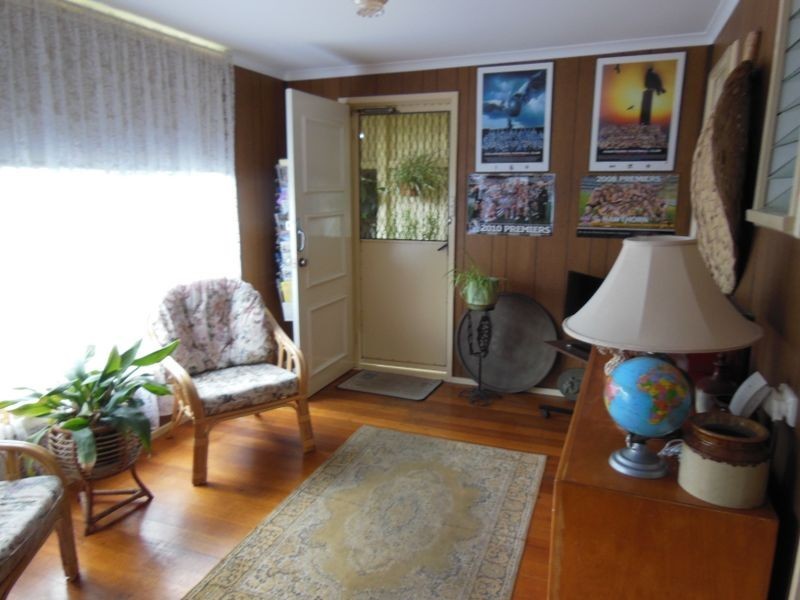 15 Roadknight Street, Lakes Entrance VIC 3909