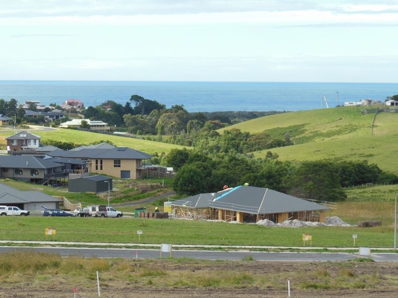 Lot 2/114 Thorpes Lane, Lakes Entrance VIC 3909