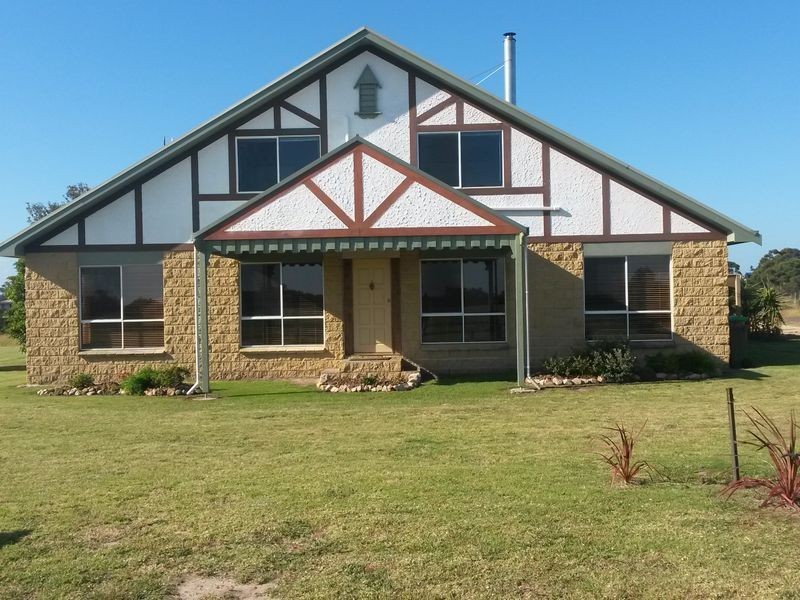 6 Elm Street, Metung VIC 3904