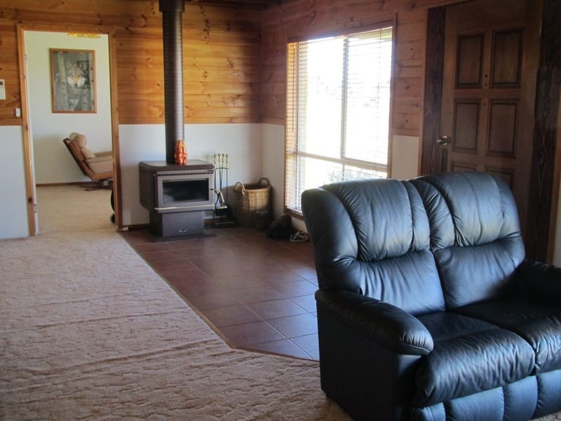 6 Elm Street, Metung VIC 3904