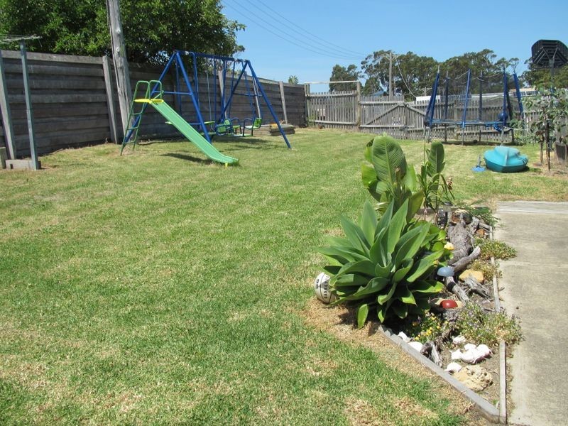 47 McCullough Street, Lakes Entrance VIC 3909