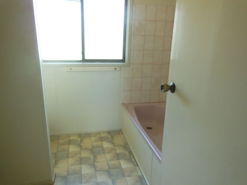 47 McCullough Street, Lakes Entrance VIC 3909