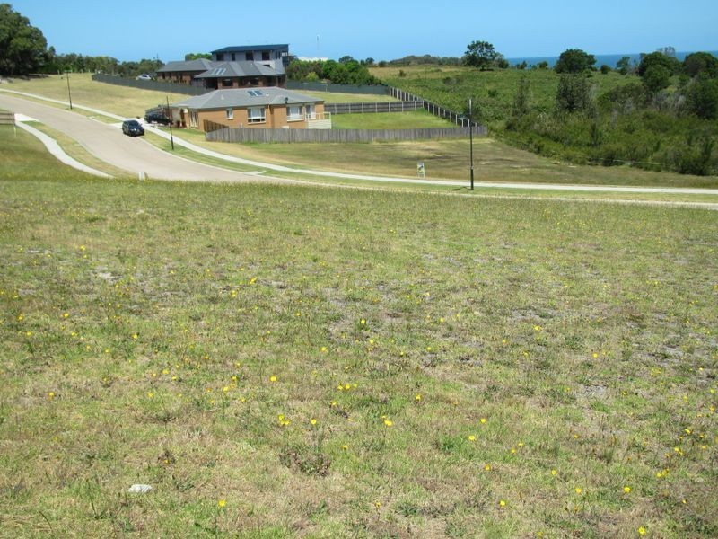 17 Riviera Court, Lakes Entrance VIC 3909