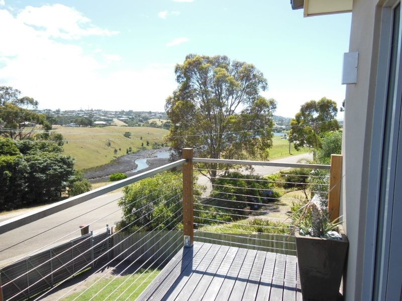 206 Albatross Road, Lakes Entrance VIC 3909