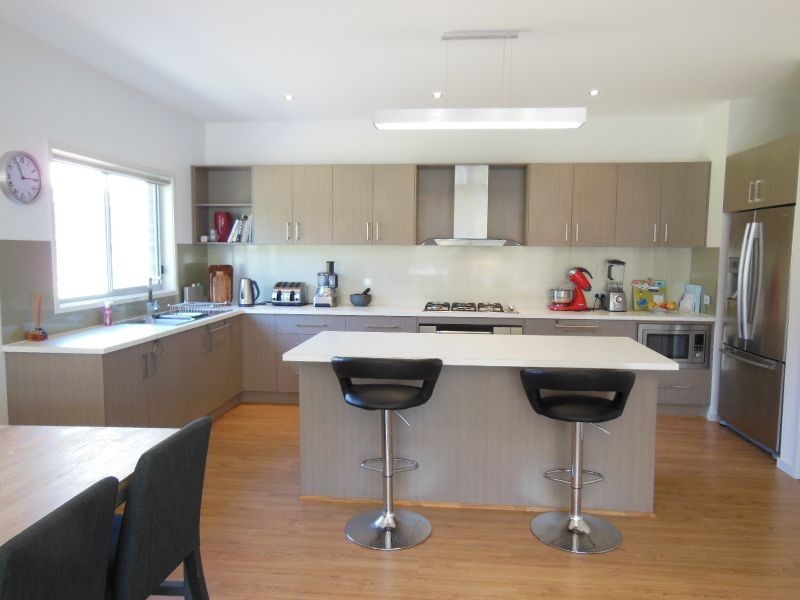 206 Albatross Road, Lakes Entrance VIC 3909