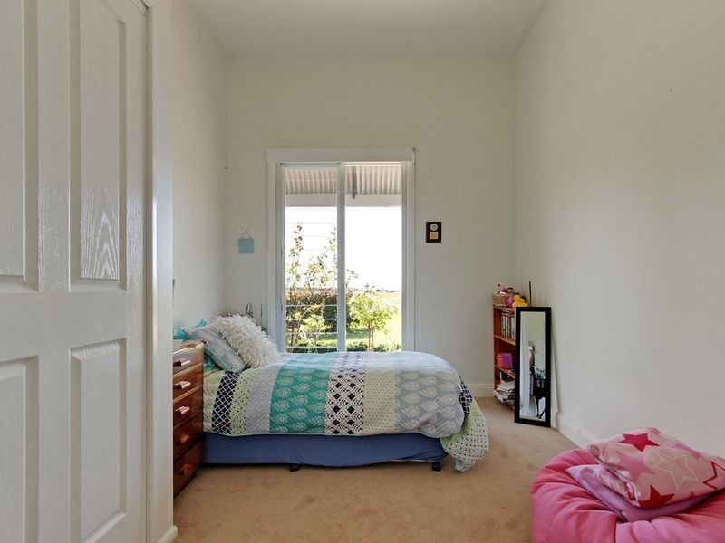115 Mill Point Road, Lakes Entrance VIC 3909