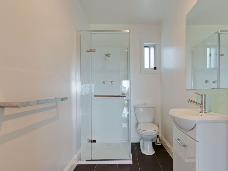 115 Mill Point Road, Lakes Entrance VIC 3909