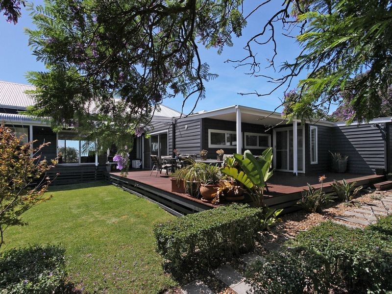 115 Mill Point Road, Lakes Entrance VIC 3909