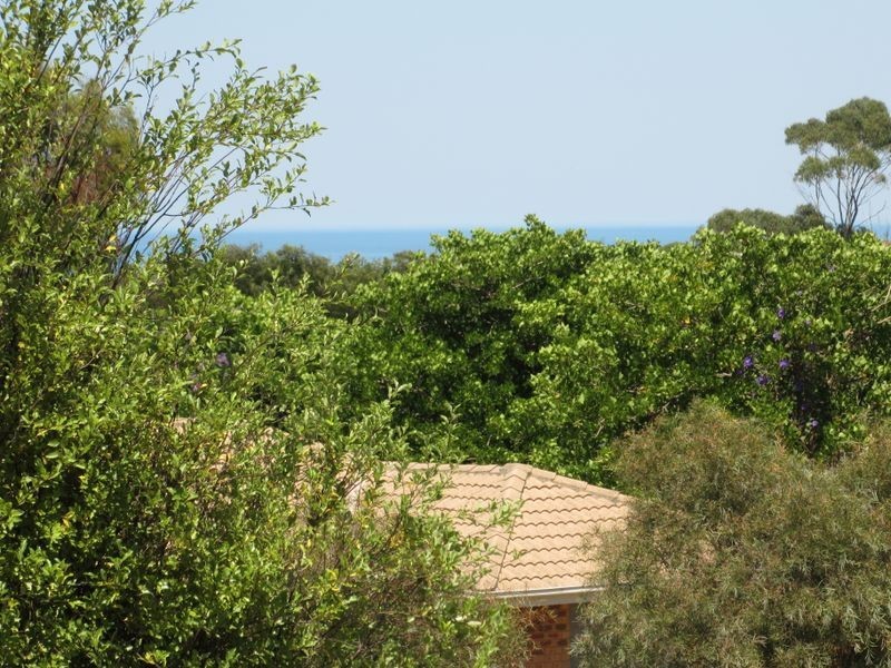 26 Panoramic Drive, Lakes Entrance VIC 3909