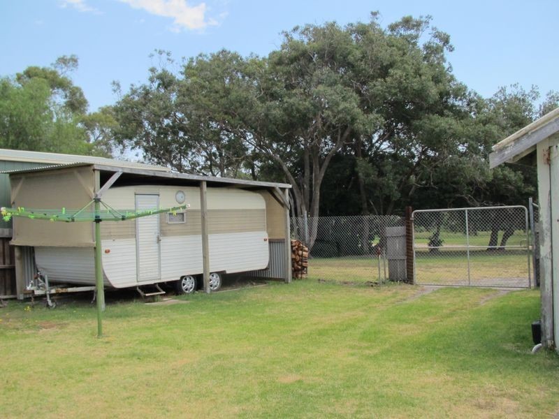 15 Jefferson Avenue, Lakes Entrance VIC 3909