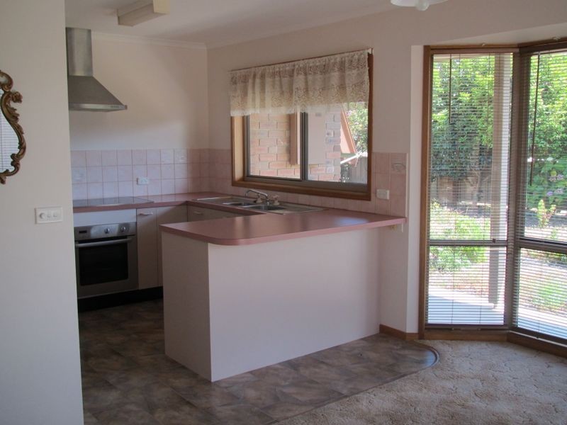 1/58 Coates Road, Lakes Entrance VIC 3909