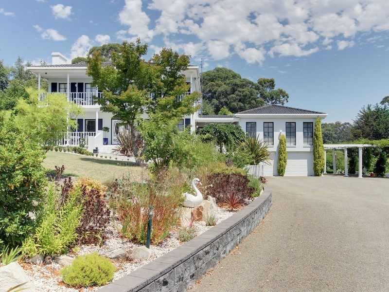 122 Albatross Road, Lakes Entrance VIC 3909