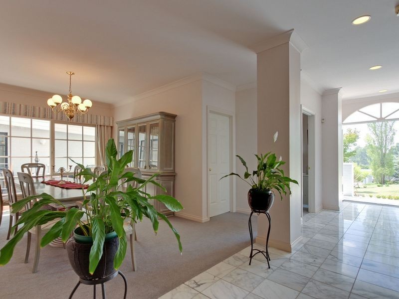 122 Albatross Road, Lakes Entrance VIC 3909