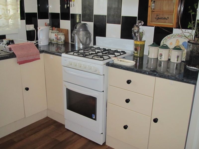 61 Albatross Road, Lakes Entrance VIC 3909